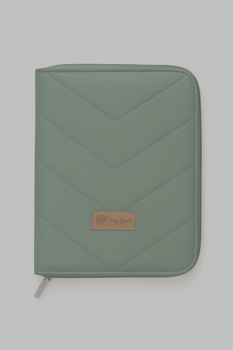 Rosy Fuentes porta documentos verde