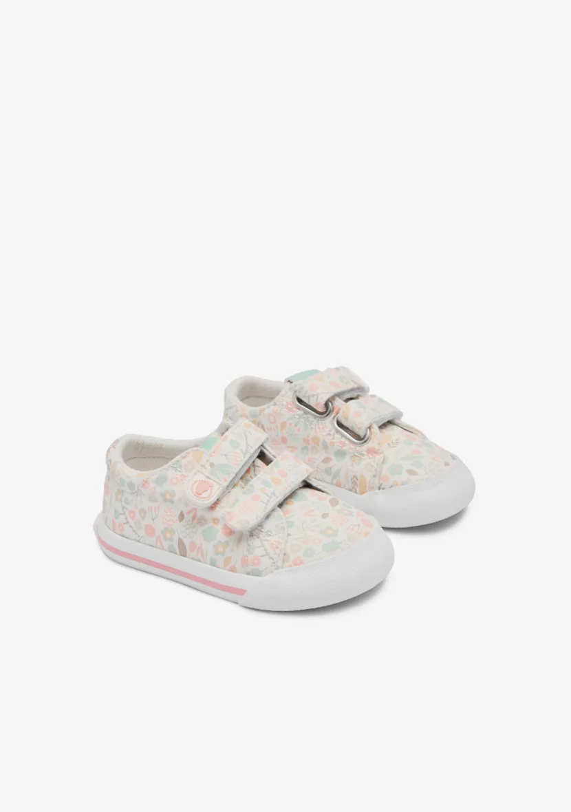 Conguitos zapatilla lona barefoot flores