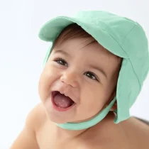 kiokids-gorro-de-bebe-menta-con-proteccion-solar-upf50+-monmama